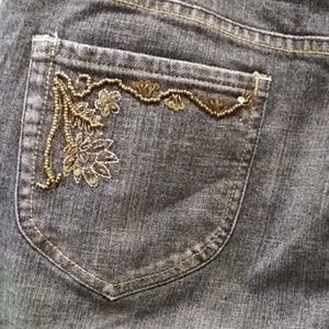 🔽$30 Chico's Platinum Bootcut Jeans